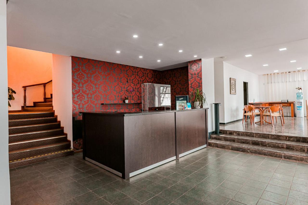 Tajy Iguazu Hotel ปูแอร์โตอีกวาซู ภายนอก รูปภาพ