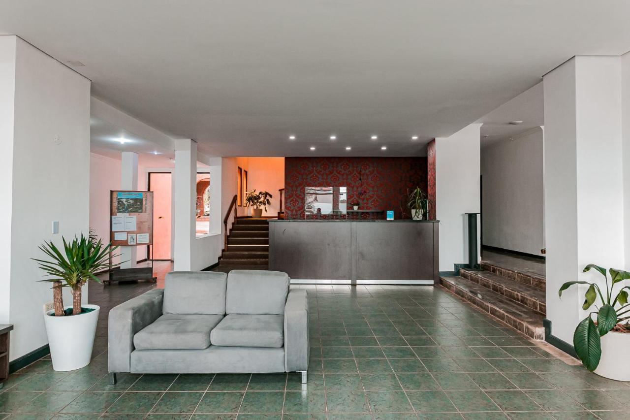 Tajy Iguazu Hotel ปูแอร์โตอีกวาซู ภายนอก รูปภาพ