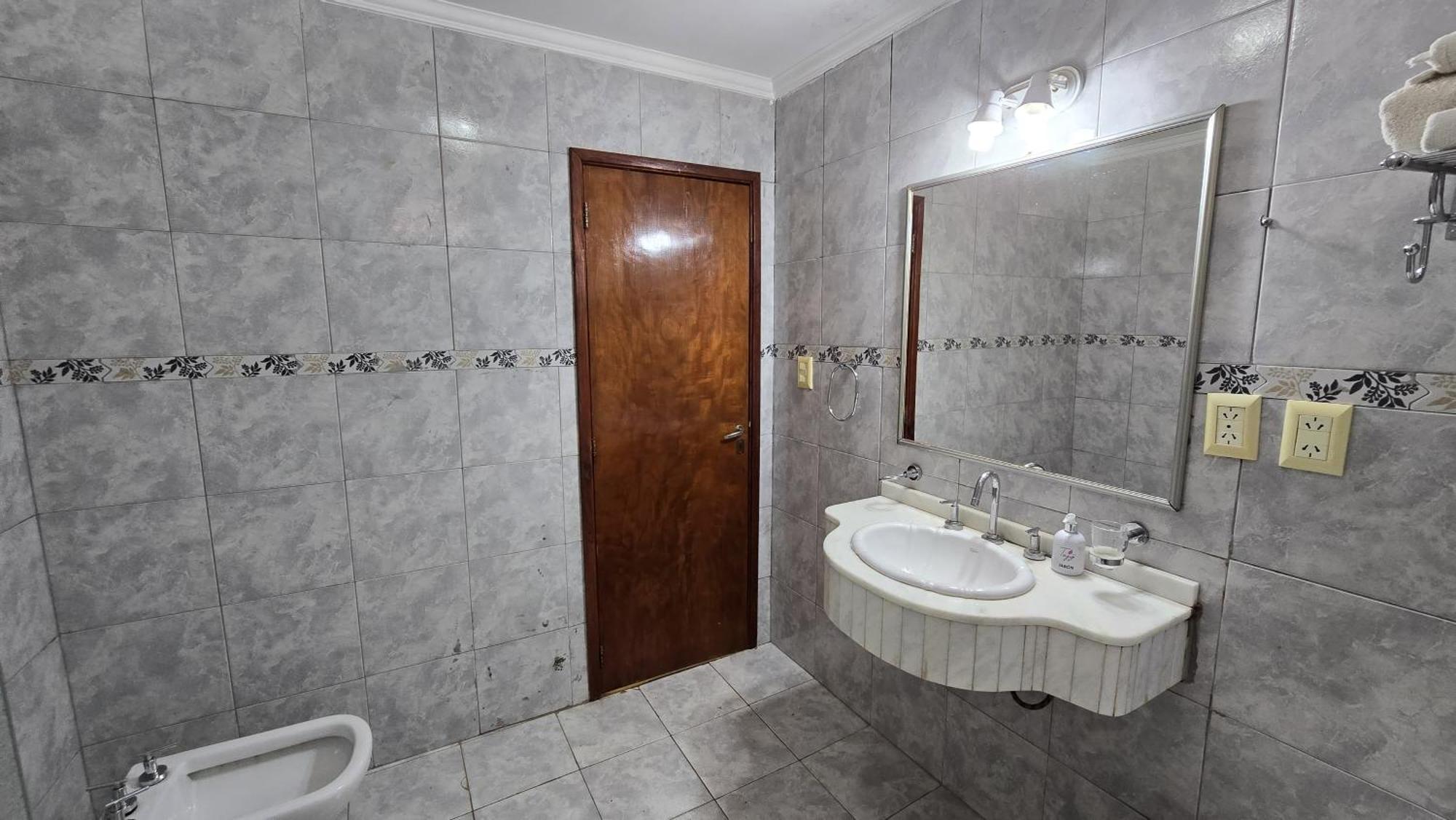 Tajy Iguazu Hotel ปูแอร์โตอีกวาซู ภายนอก รูปภาพ